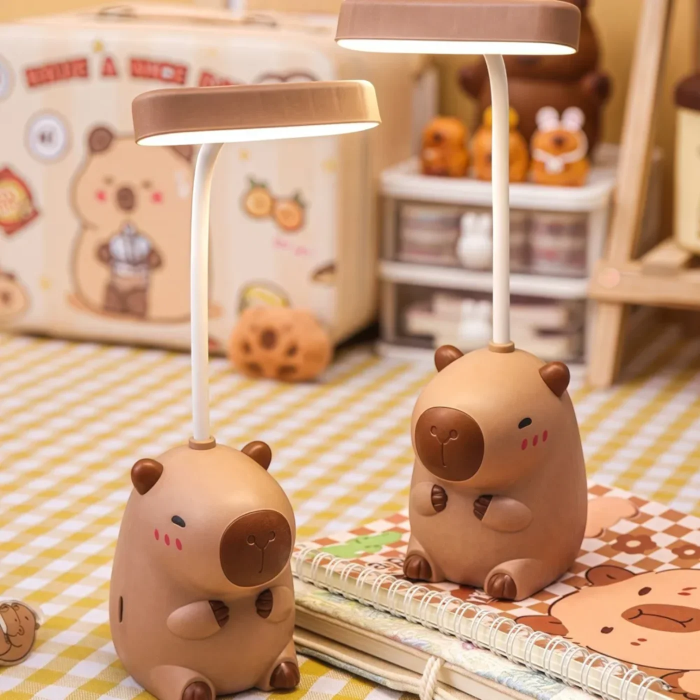 LÁMPARA LED CAPIBARA CON RECARGA USB